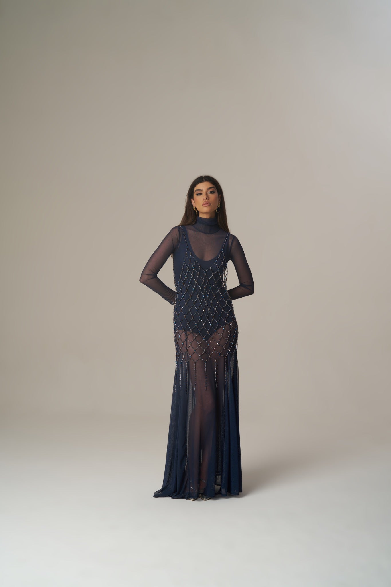 Vestido Longo em Tule com Strass – Pho Firenze