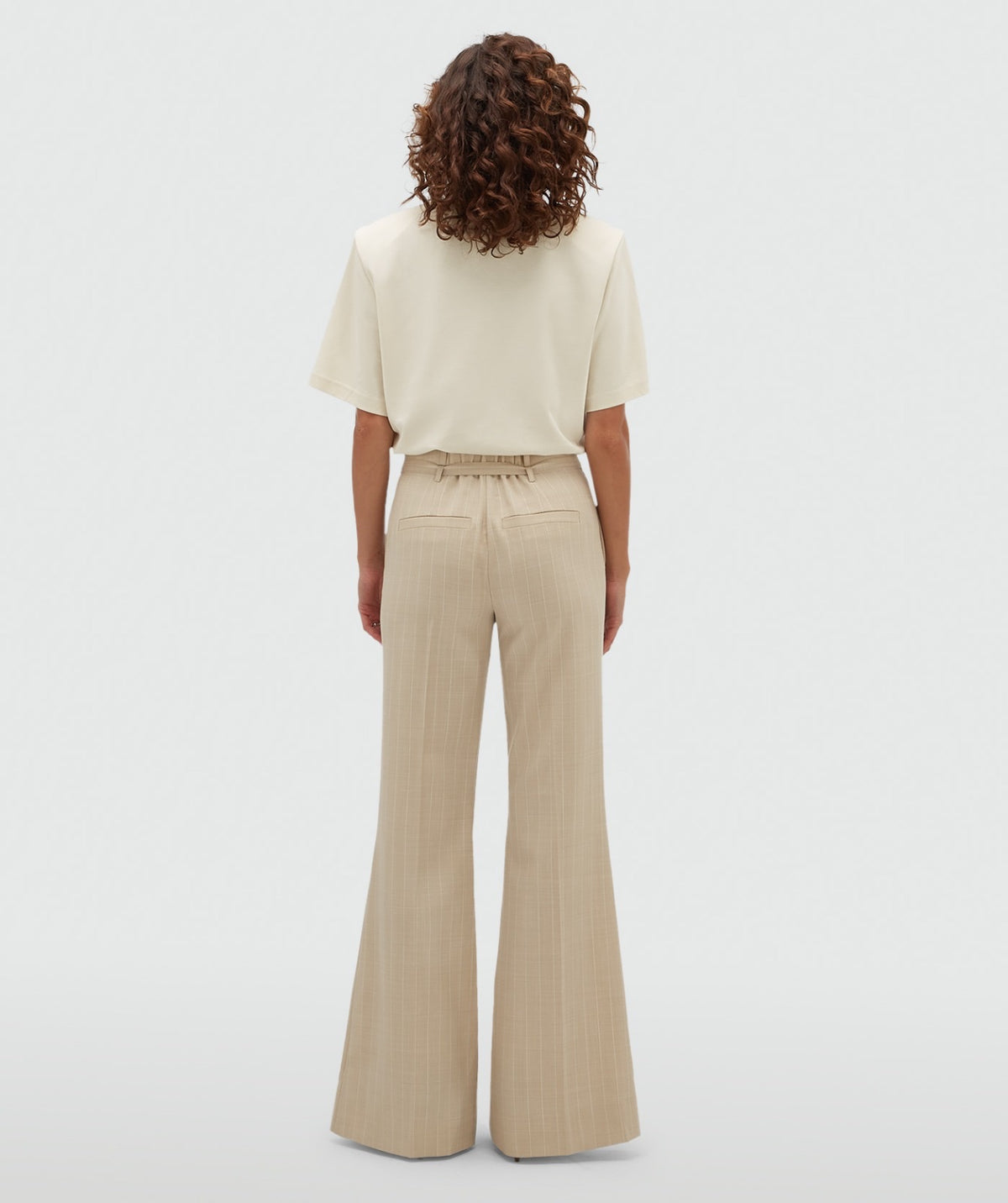 Body com Ombreiras Poppy Branco – Josh V