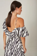 Afbeelding in Gallery-weergave laden, Vestido Midi com Decote e Estampa de Zebra - Masavi
