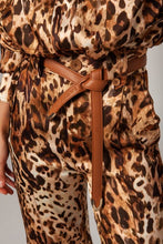 Carregar imagem no visualizador da galeria, Pantalona Leopardo - Masavi
