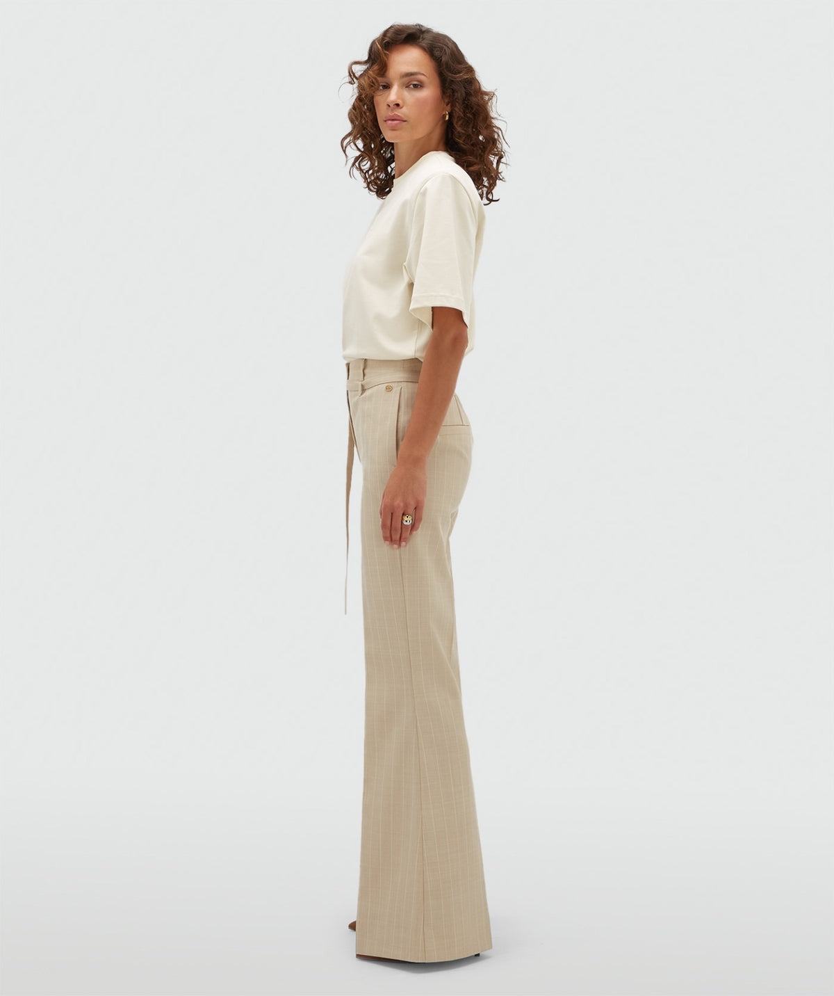 Body com Ombreiras Poppy Branco – Josh V