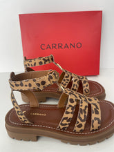 Charger l&#39;image dans la galerie, Sandália Gladiadora Animal Print -
