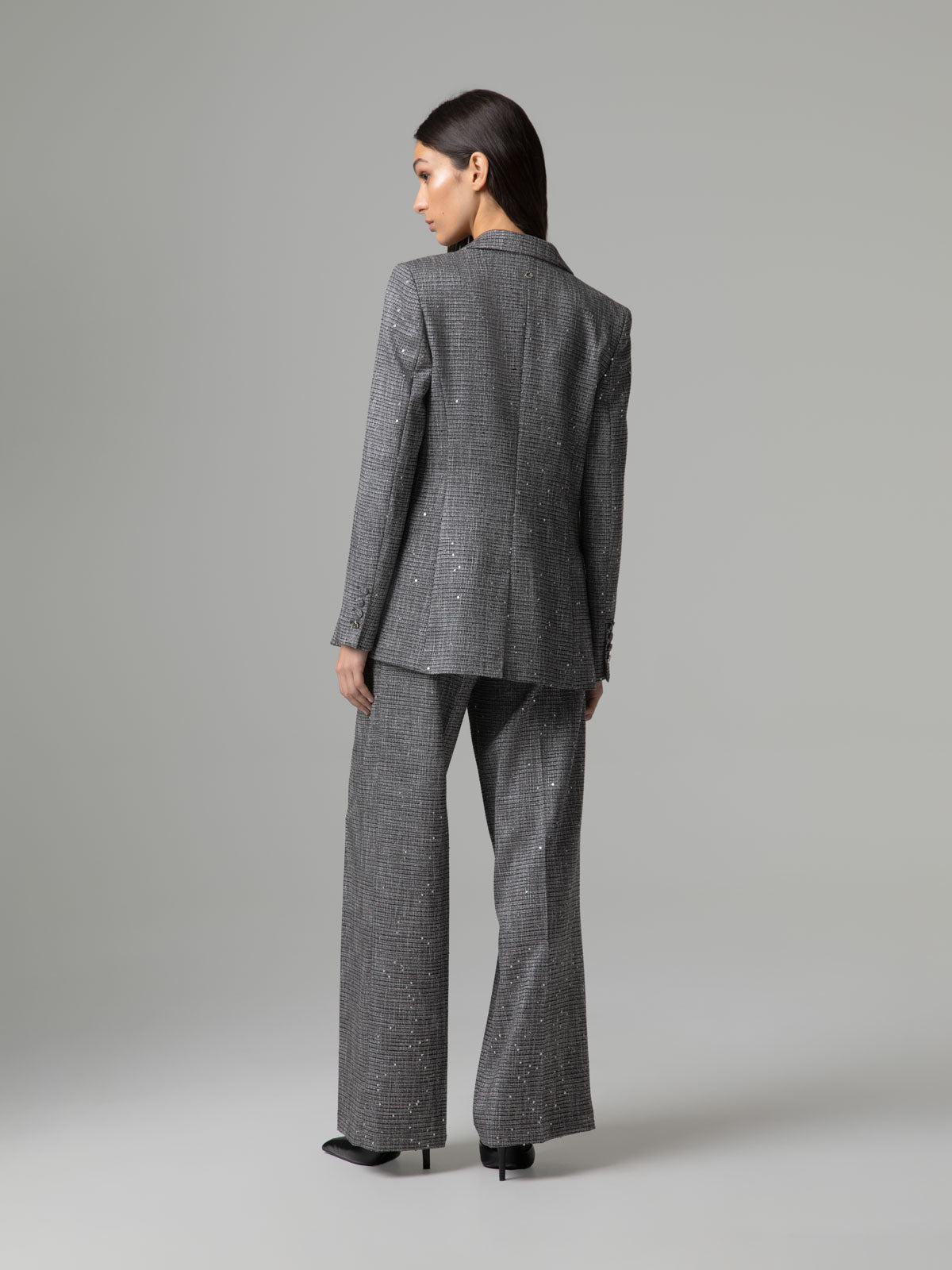 Calças Loose Fit com Pinças e Brilho Cinzento – Gaëlle Paris