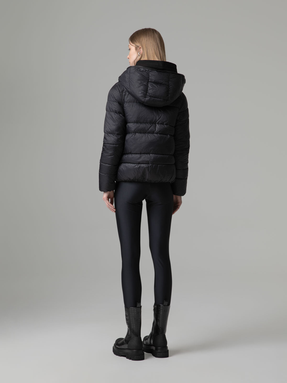 Vestido em Veludo com Lantejoulas Preto – Gaëlle Paris