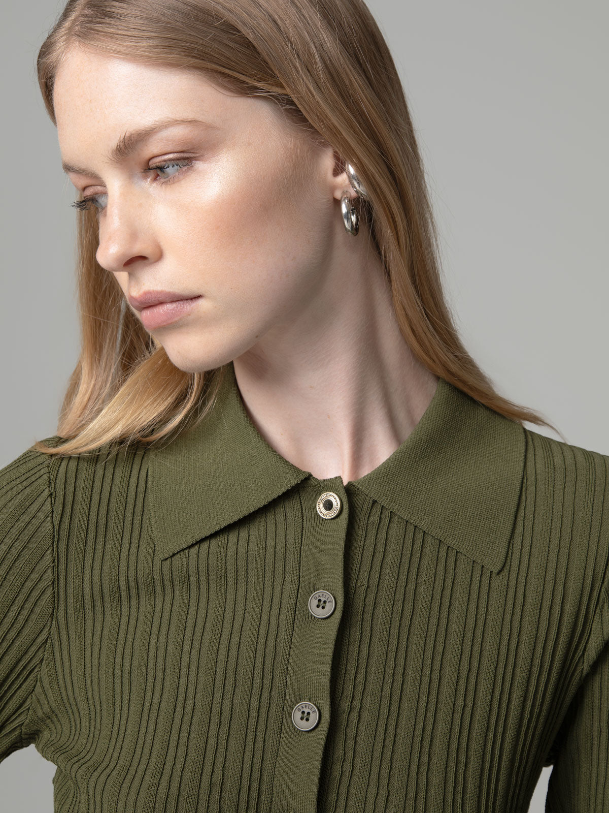 Camisola de Malha em Viscose Areia – Gaëlle Paris