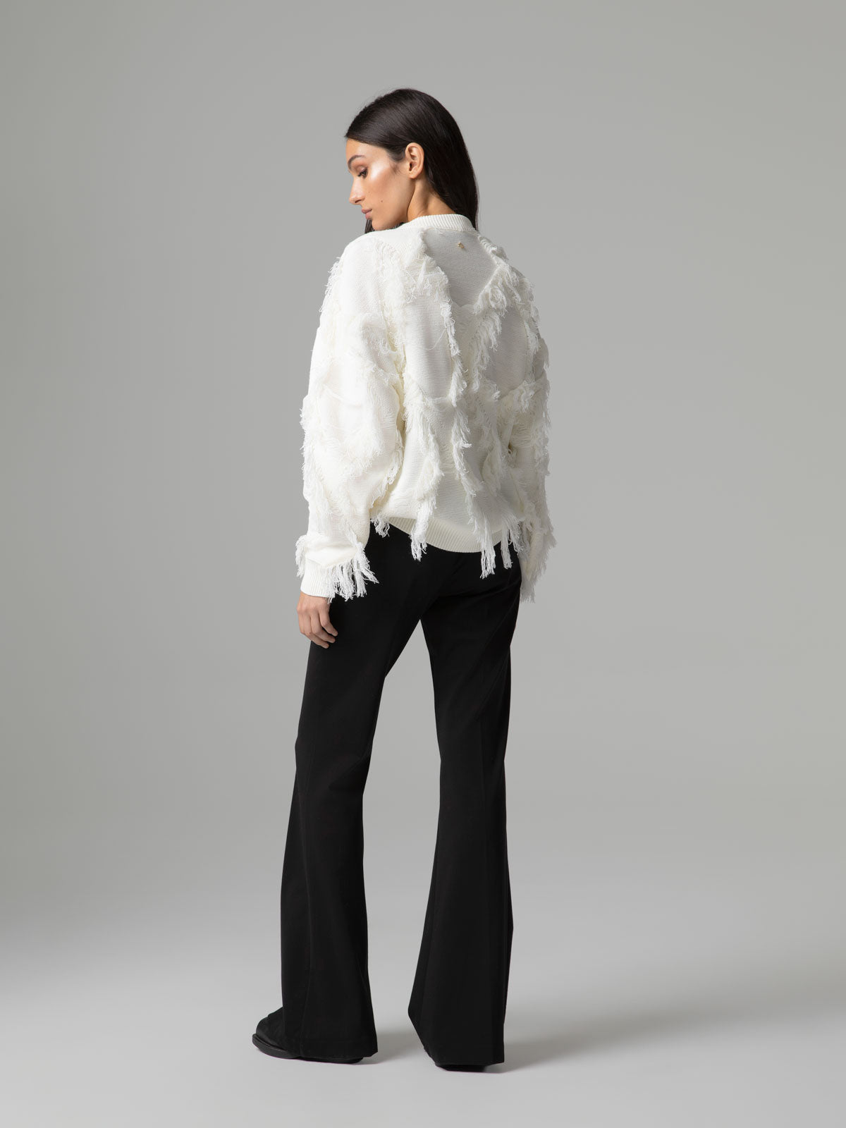 Camisola de Malha com Padrão de Losangos Creme – Gaëlle Paris