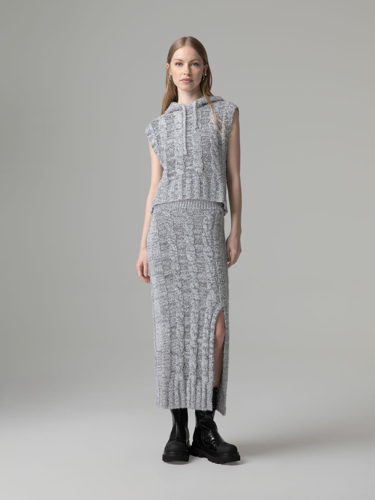 Camisola Sem Mangas com Capuz e Pendente Cinzento – Gaëlle Paris