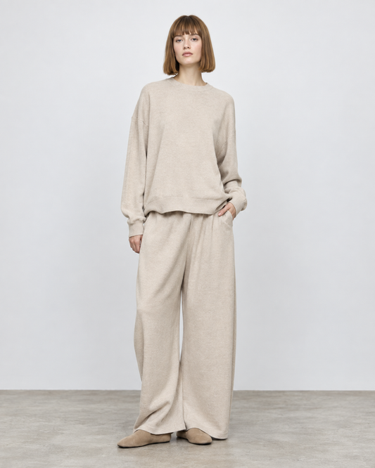 Sweatshirt Oversized em Malha Suave – Eleh