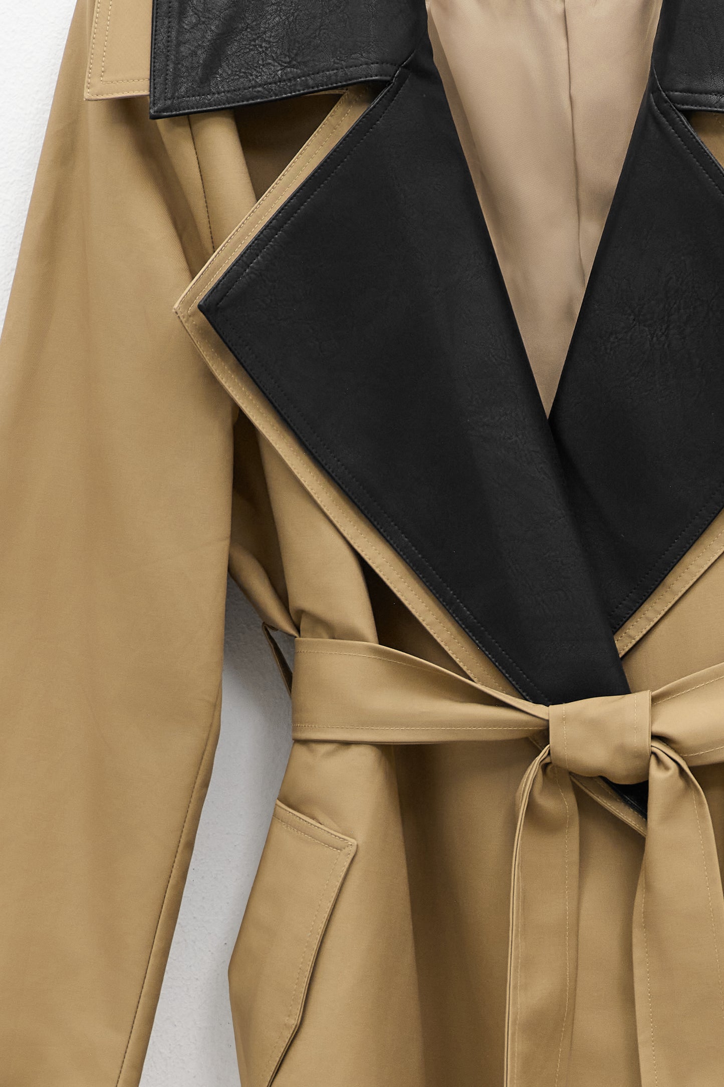 Trench Bicolor Com Contraste Em Efeito Pele – Eleh
