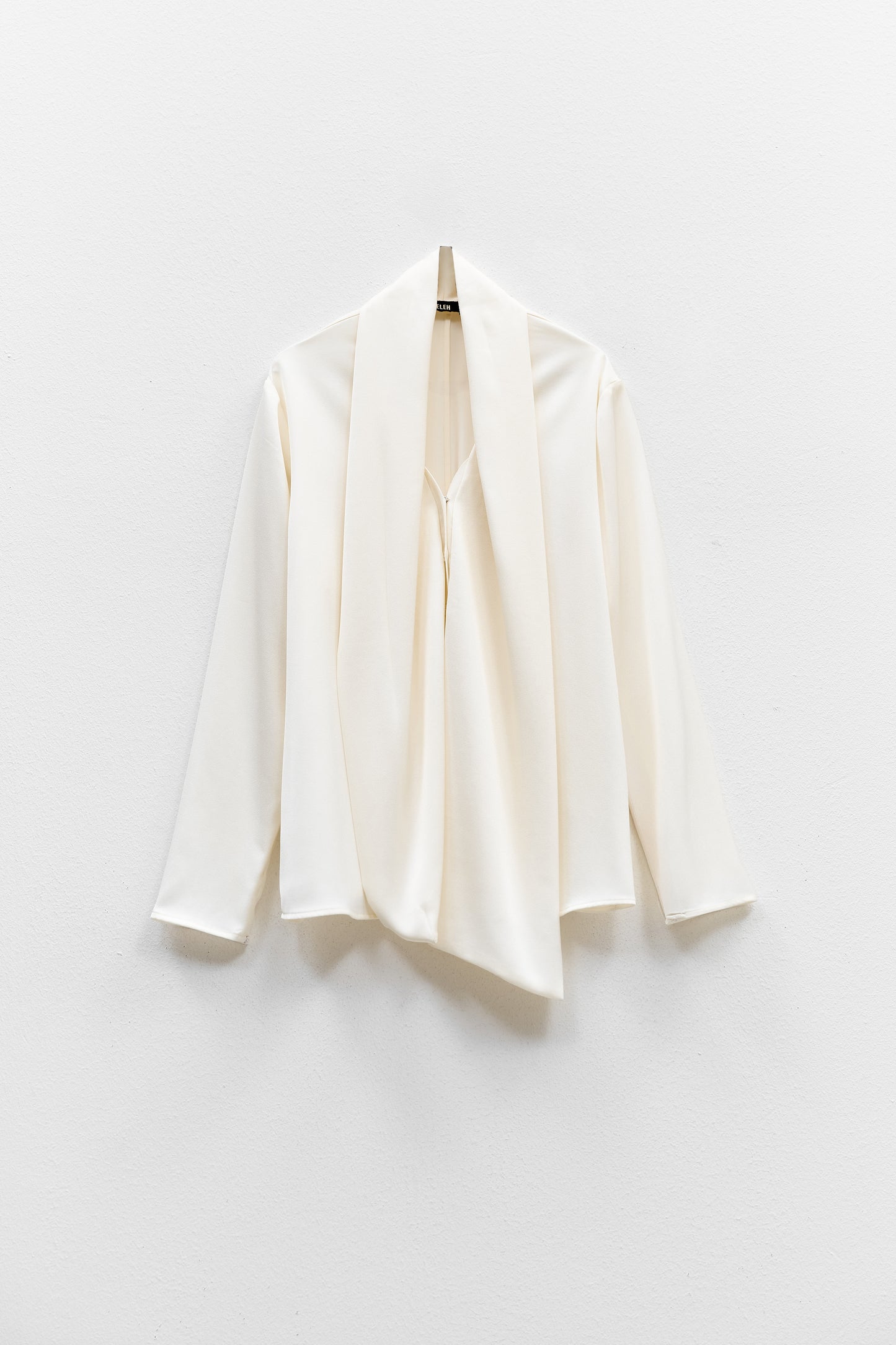 Camisa Fluida Com Gola Ampla – Eleh