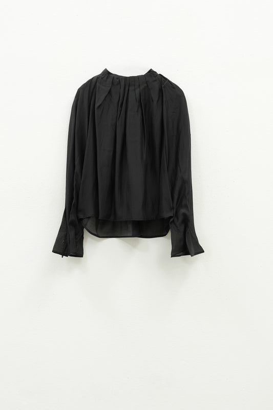 Blusa Preta Fluida Oversized – ELEH