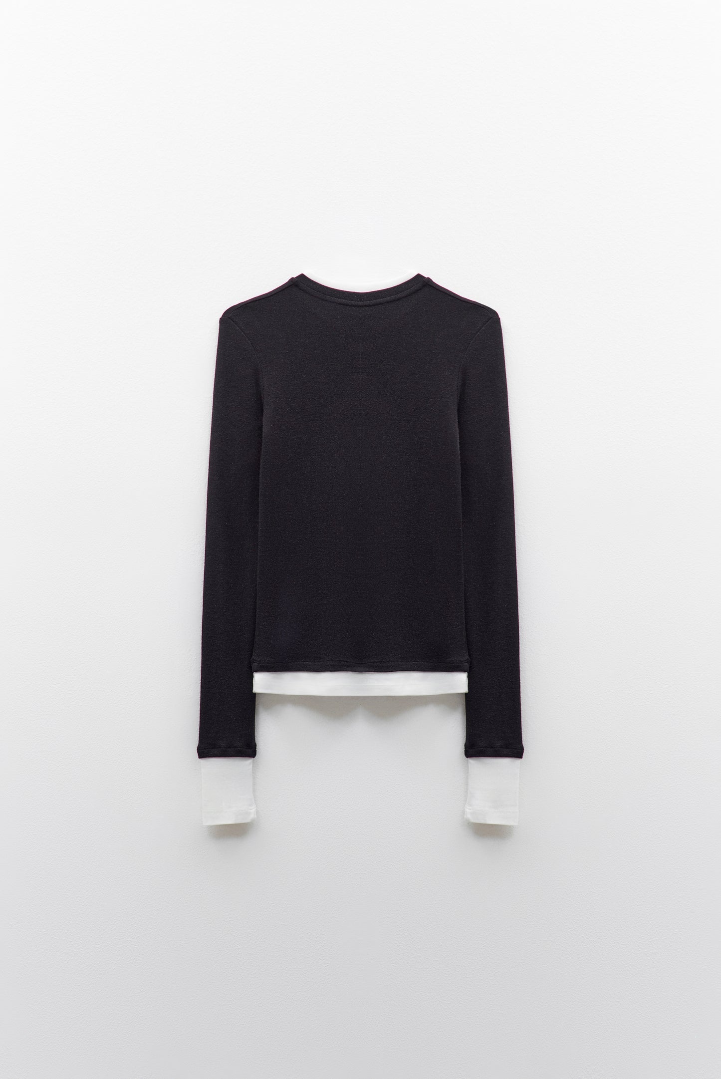 Top Preto Efeito Duplo – ELEH