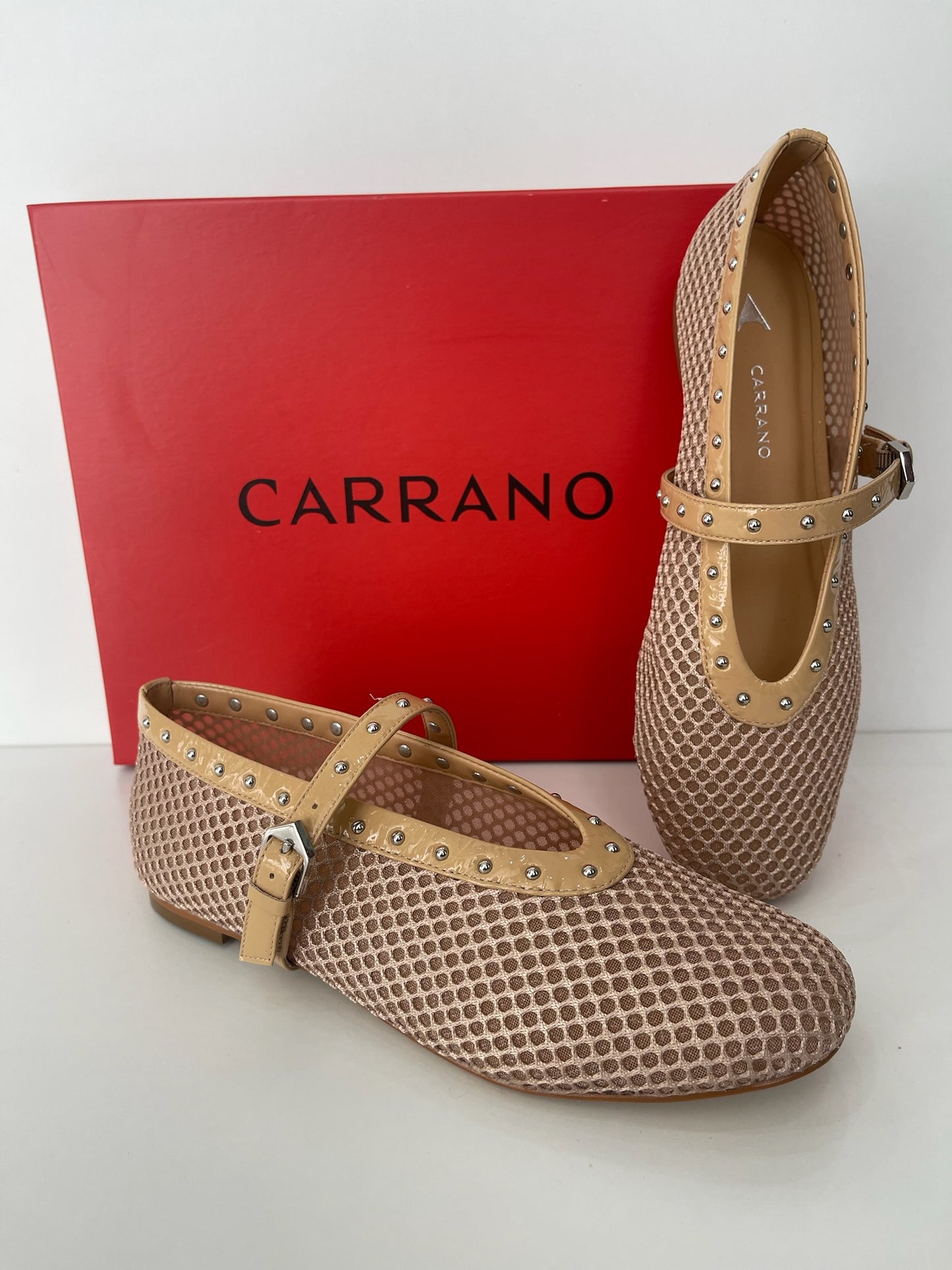 Sapato em Tela Nude  – Carrano