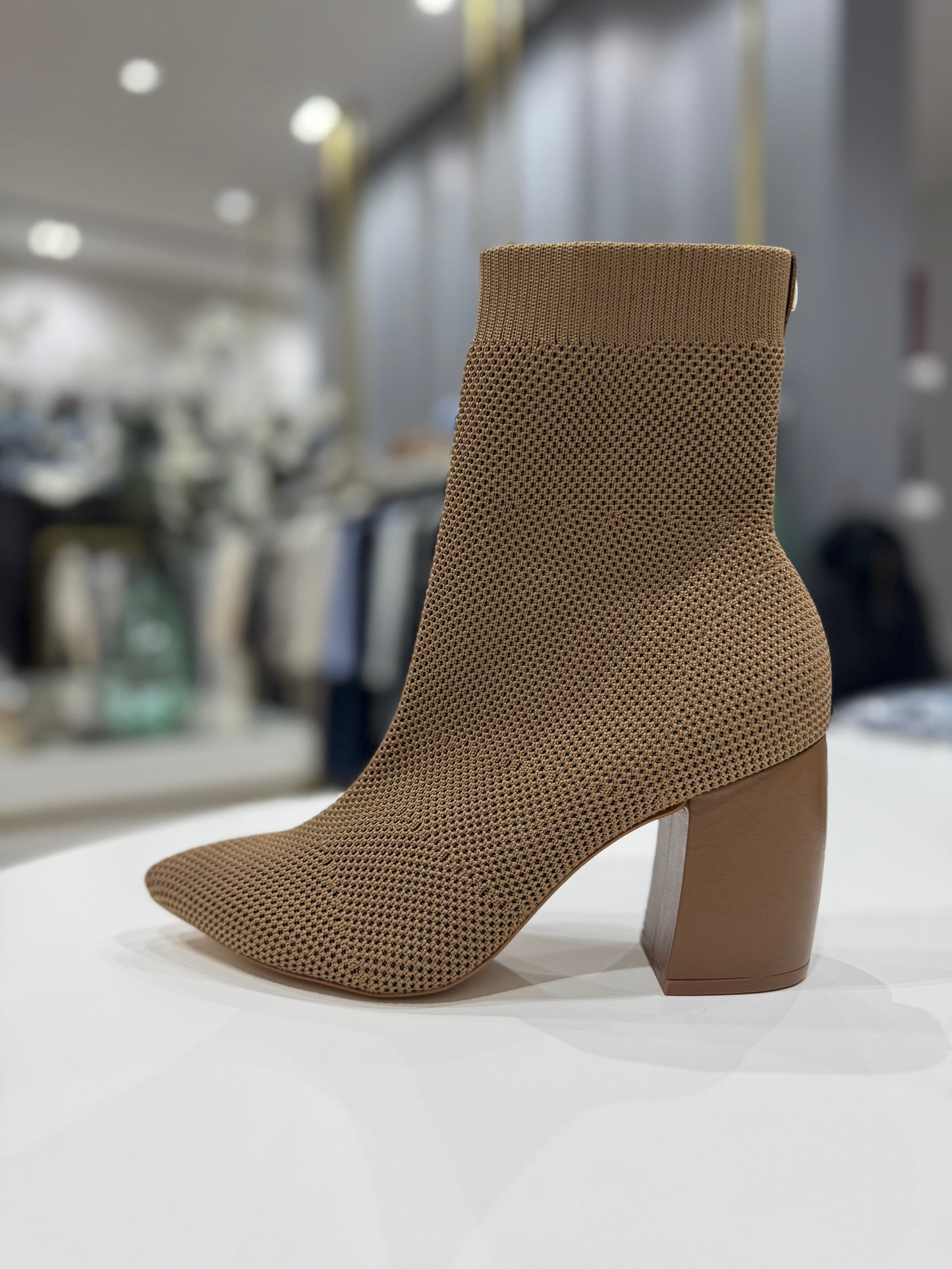 Bota Meia Salto Bloco Knit Marrom Honey - Carrano