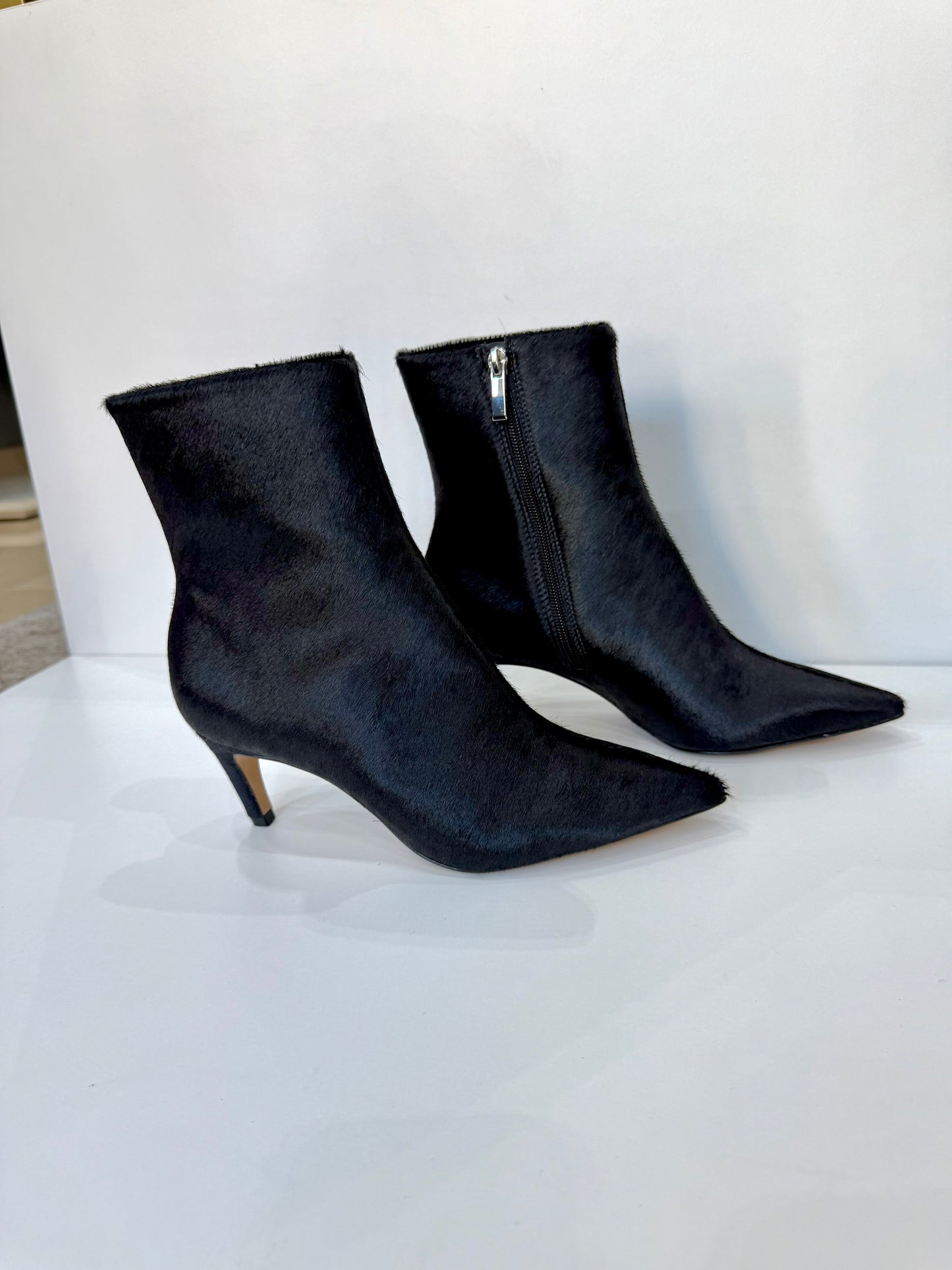 Botim em Pelo Preto - Carrano