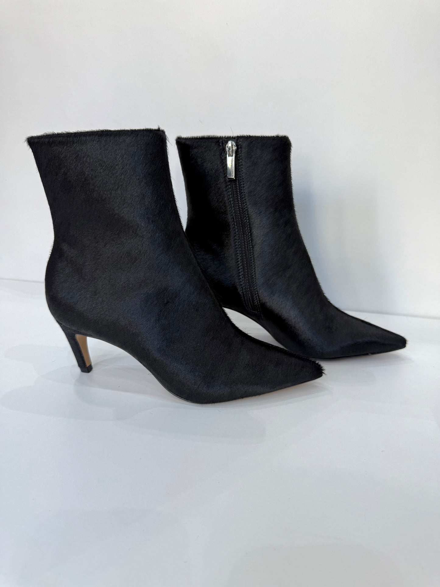 Botim em Pelo Preto - Carrano