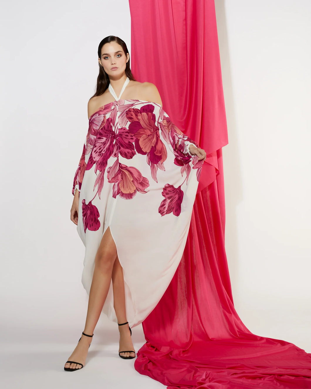 Vestido Kaftan Com Estampa de Flores - Simona Corsellini