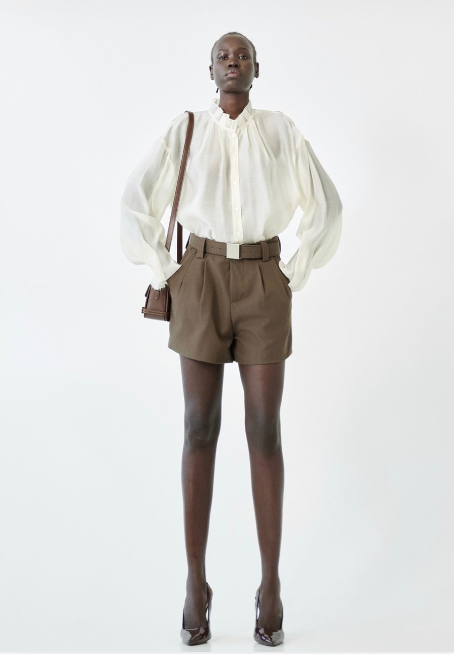 Calções De Alfaiataria Com Cinto – ELEH