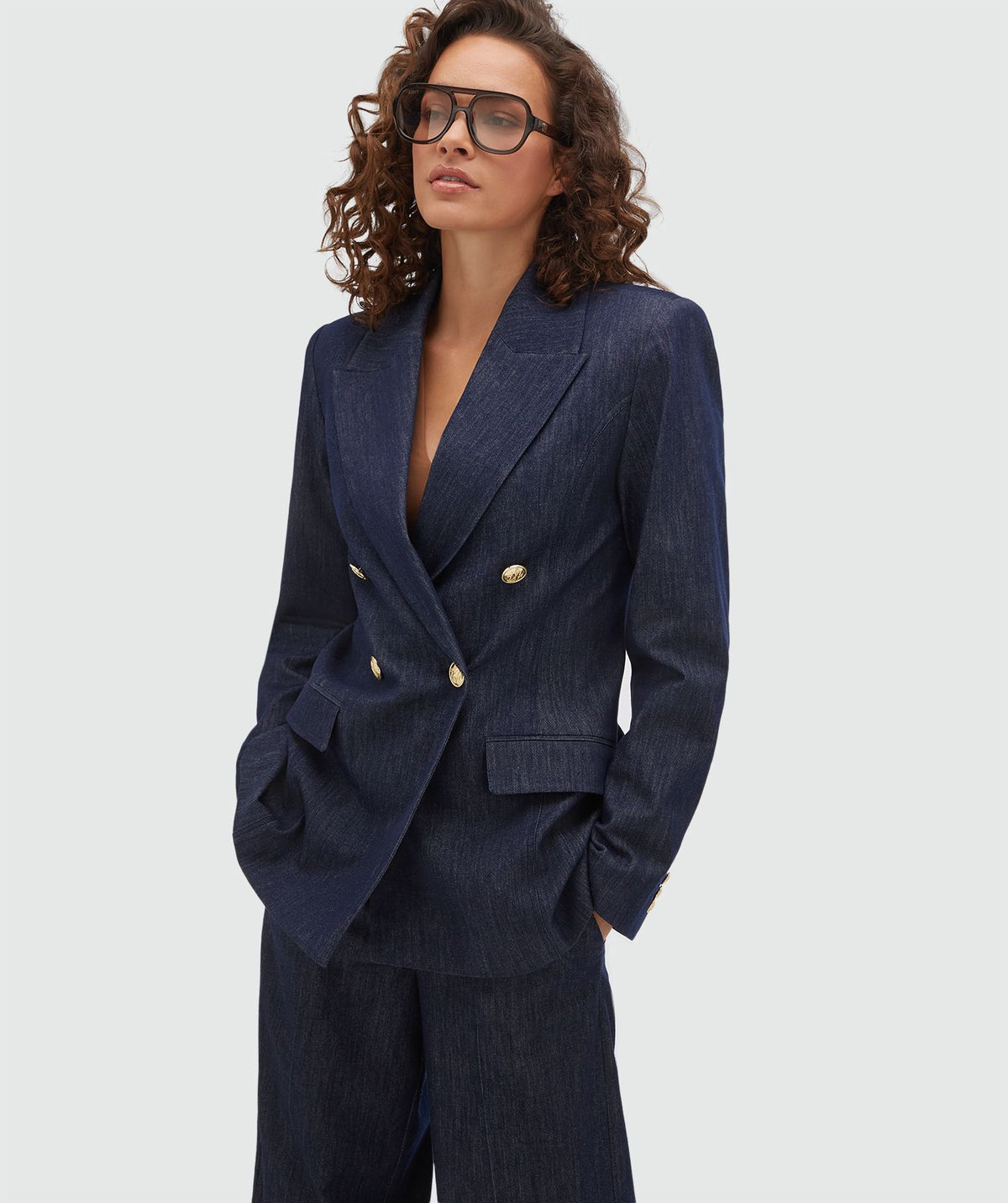 Blazer Cintado Bluebell Efeito Denim – Josh V — fotografia 1