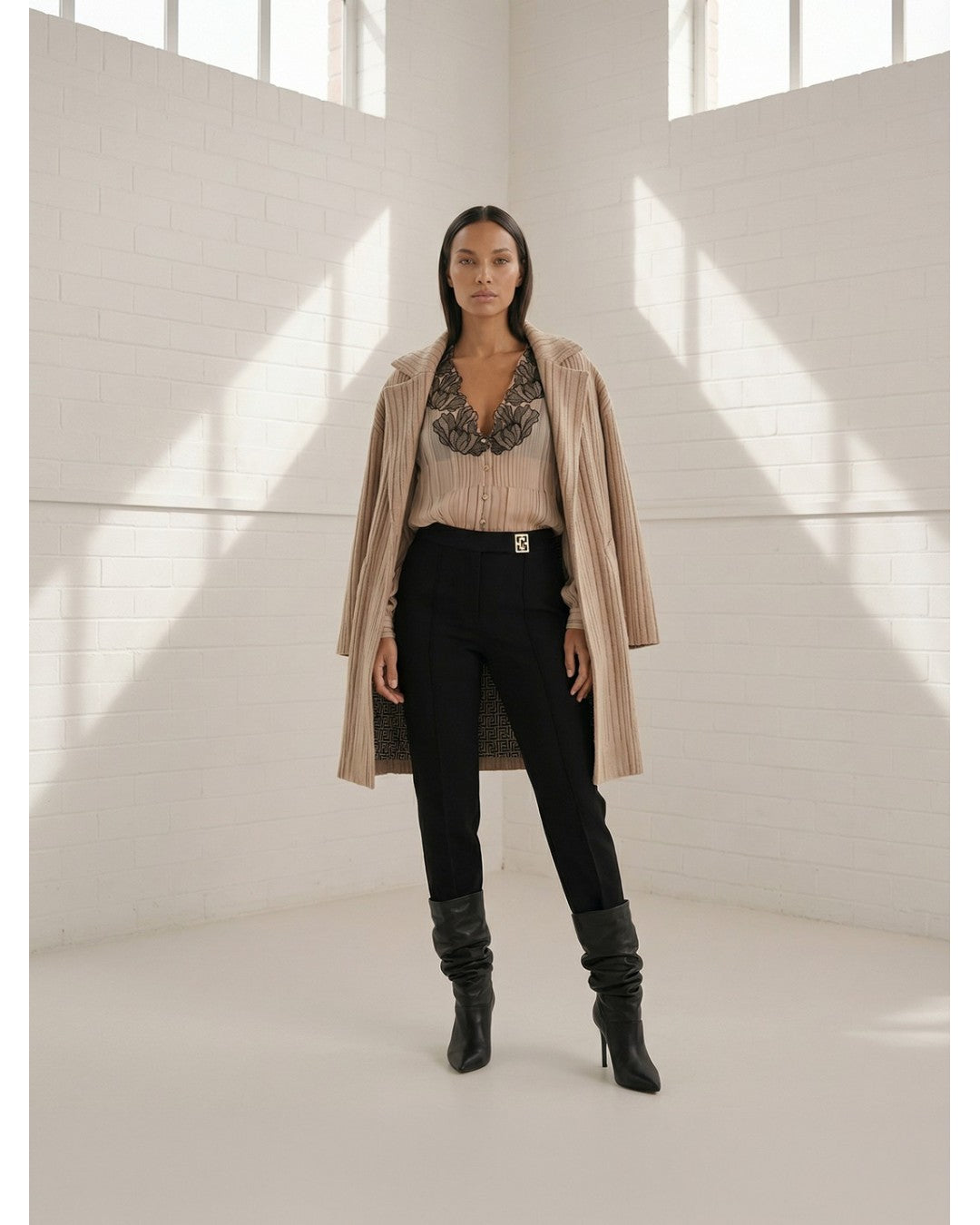 Blusa Semitransparente com Riscas e Renda – Scripta — fotografia 3