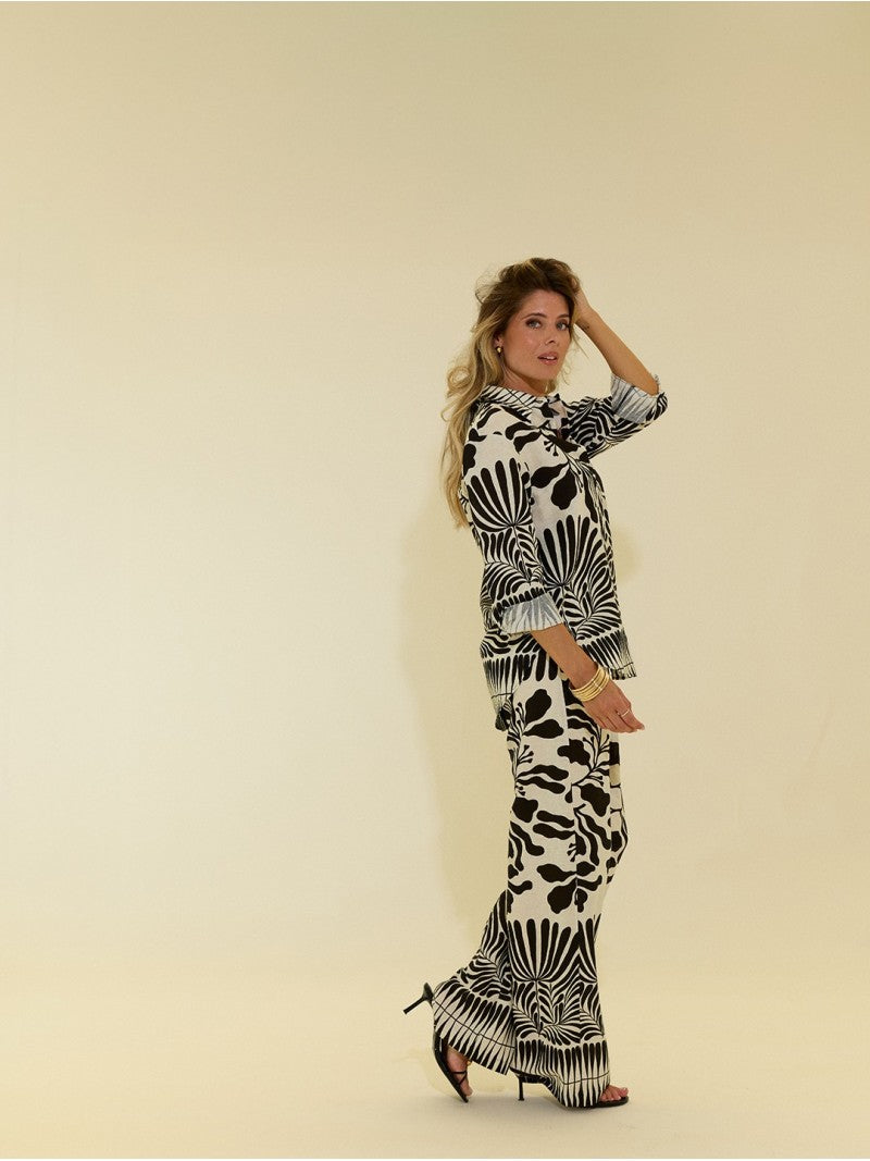 Calça Fluida Estampada – Scripta