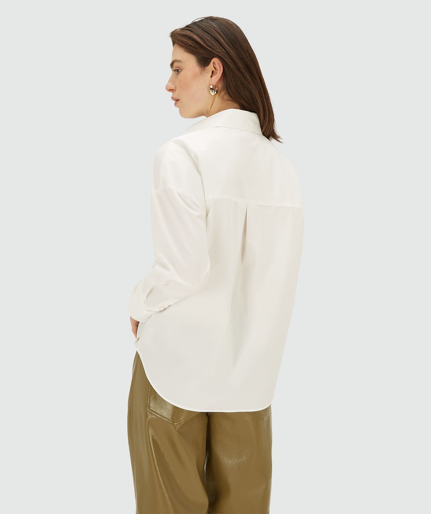 Blusa Oversized Cecile Com Lantejoulas – Josh V
