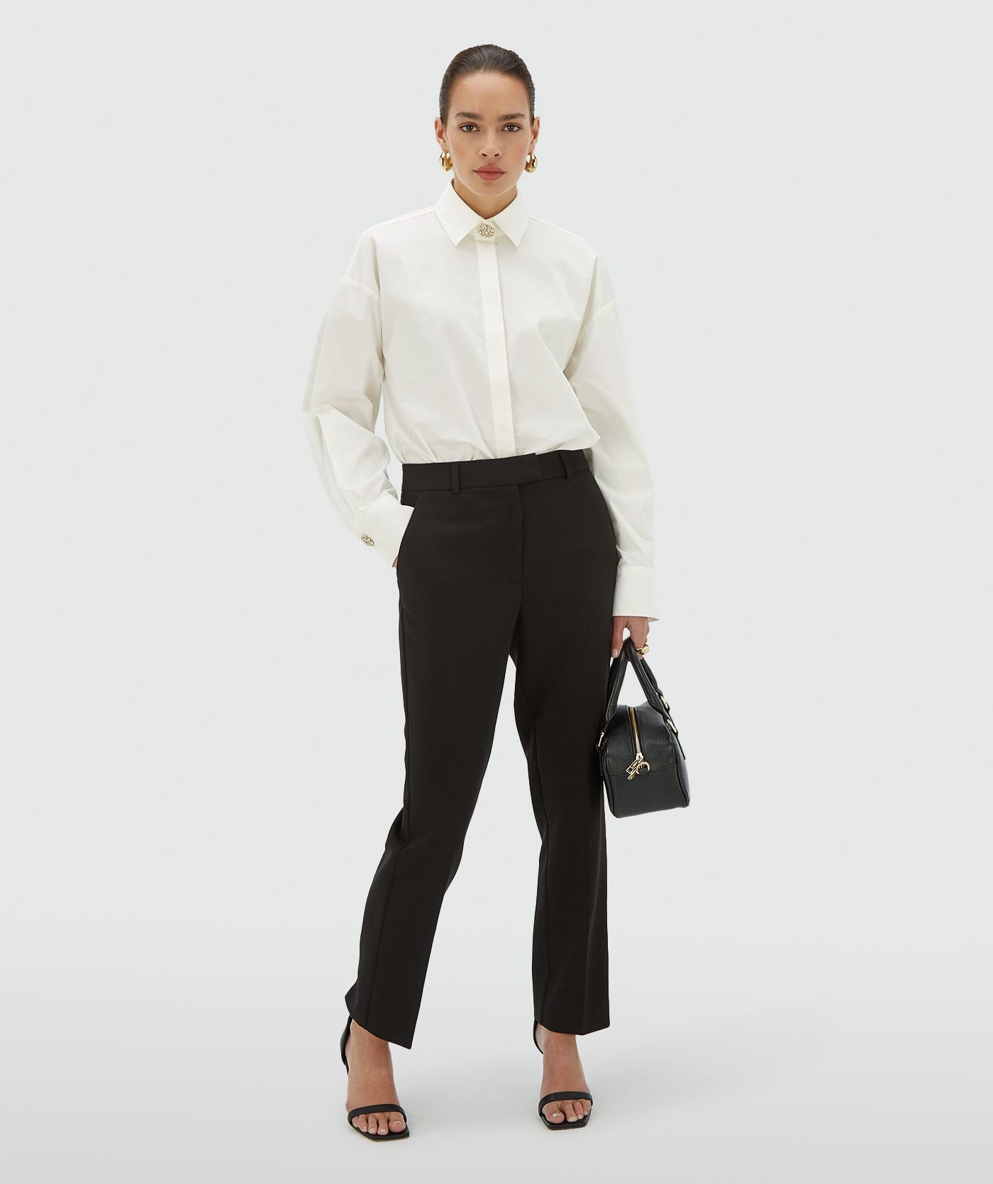 Blusa Lauri Oversized com Costas Abertas – Josh V