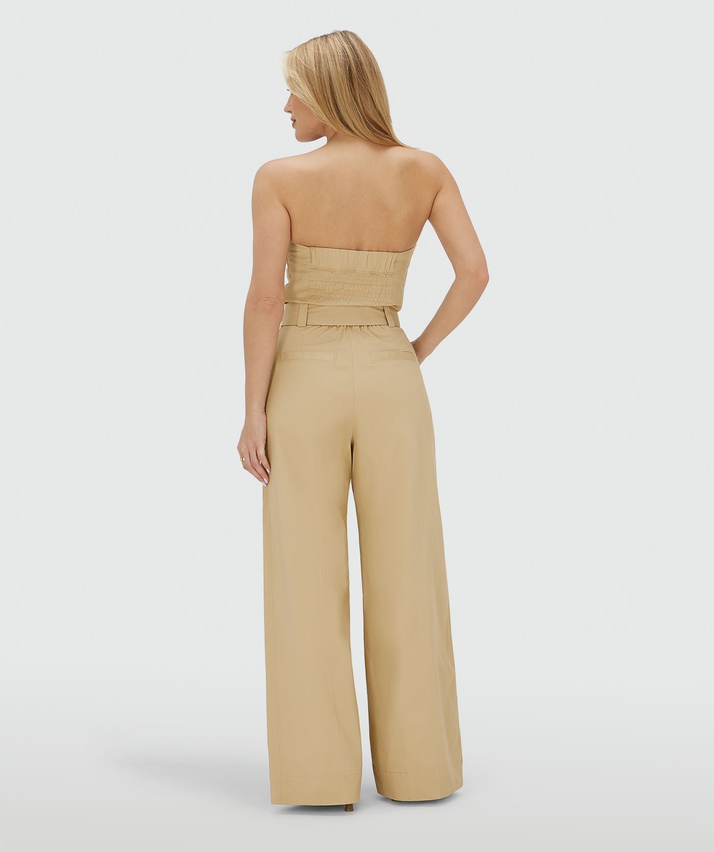 Macacão Myra Light Camel – Josh V
