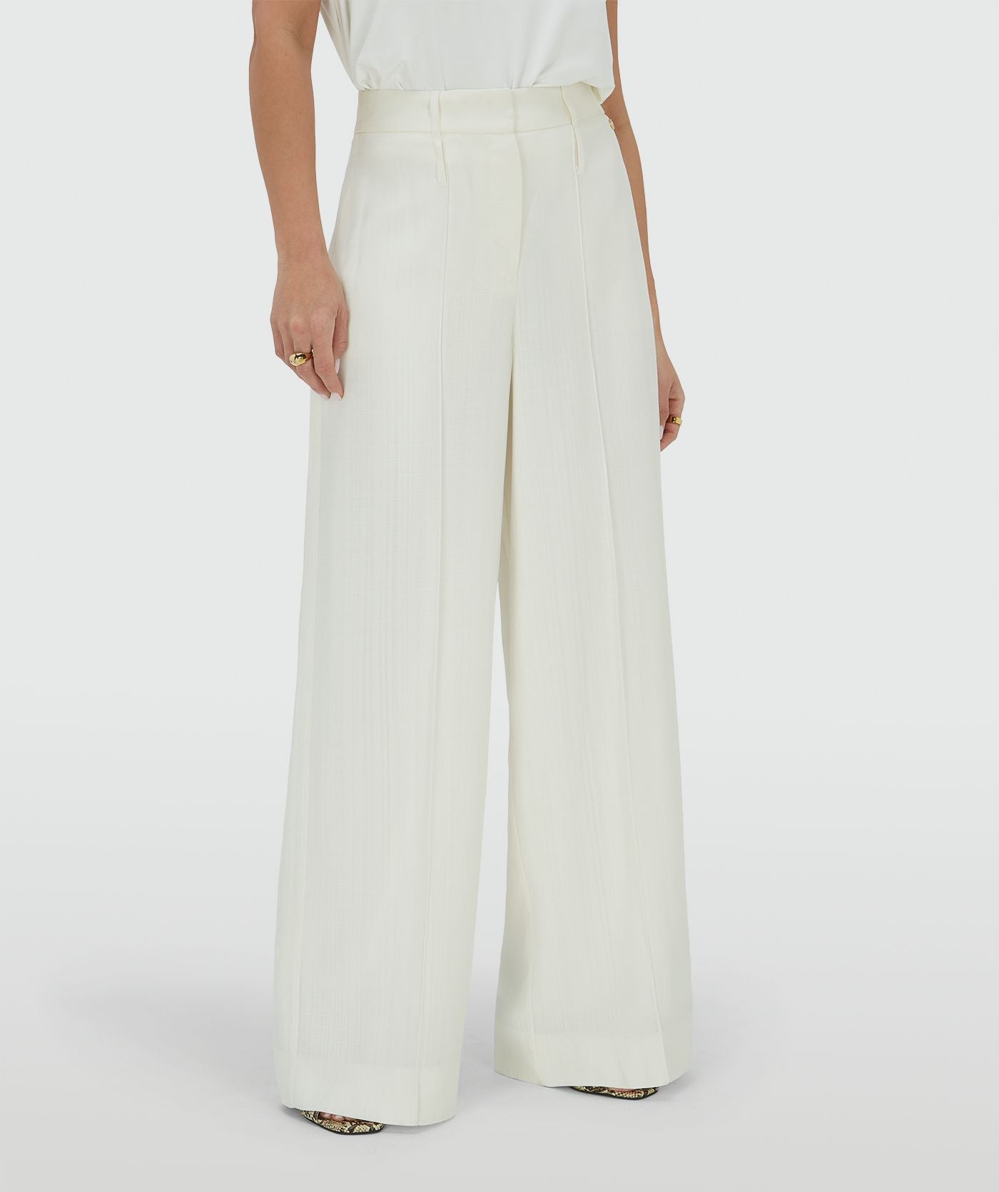 Calça Fluida Wide Leg Off-White – Josh V