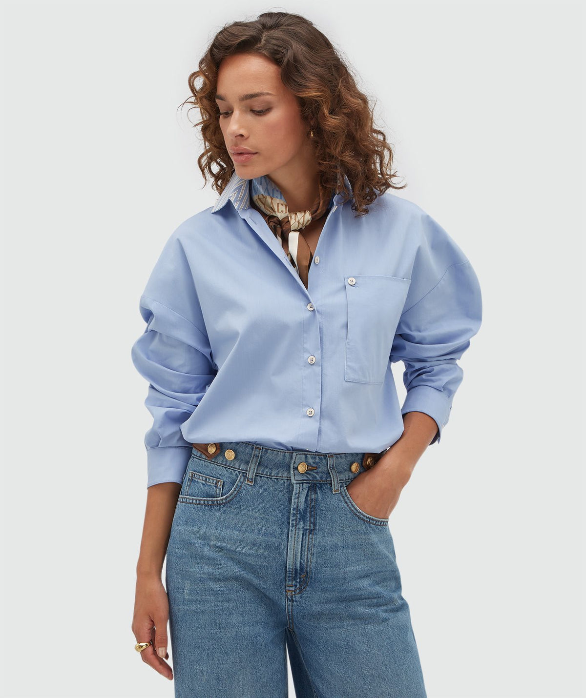 Blusa Oversized Romulo às Riscas – Josh V — fotografia 3