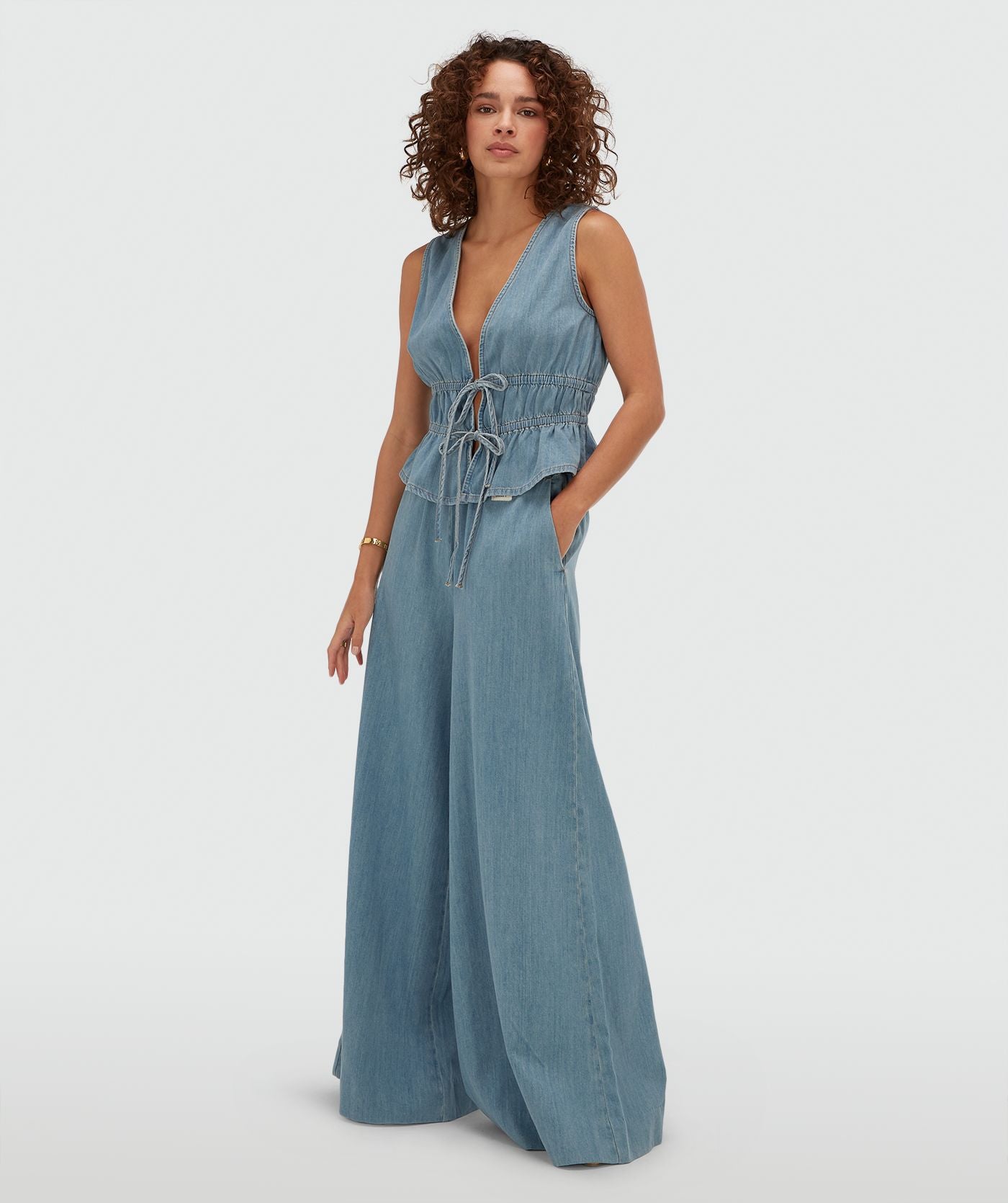 Top justo com peplum da SEA - Josh V