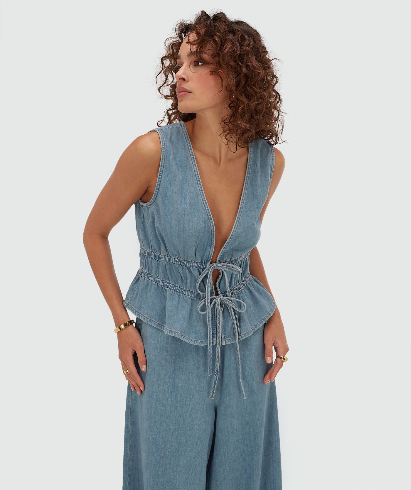 Top justo com peplum da SEA - Josh V