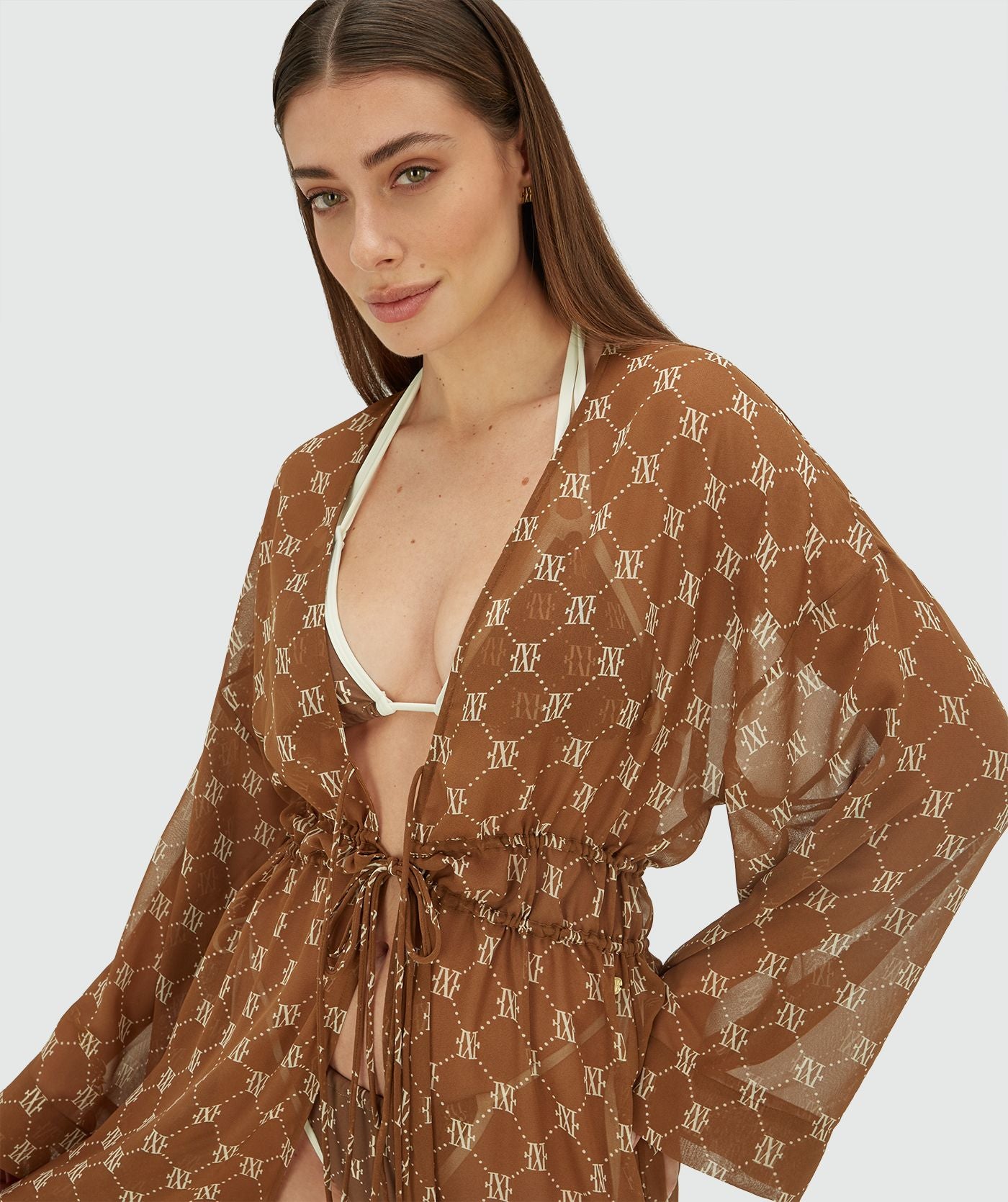 Kaftan Longo Translúcido com Monograma – Josh V