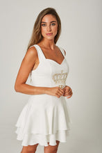 Afbeelding in Gallery-weergave laden, Vestido Curto Branco - Mangata
