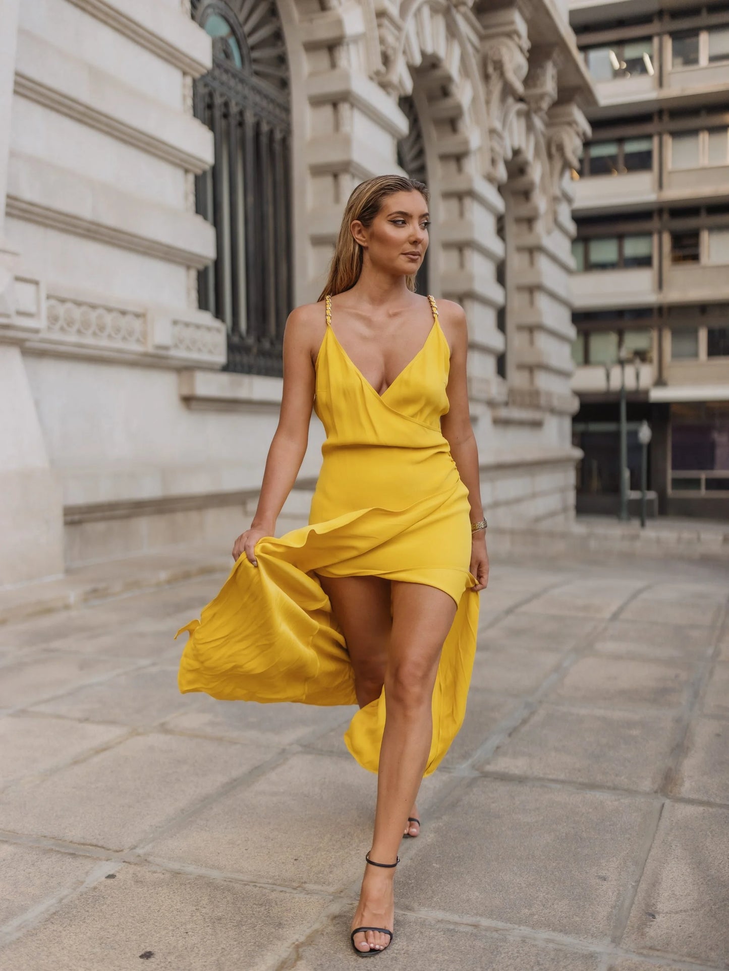 VESTIDO CORRENTE NAS ALÇAS - Scripta